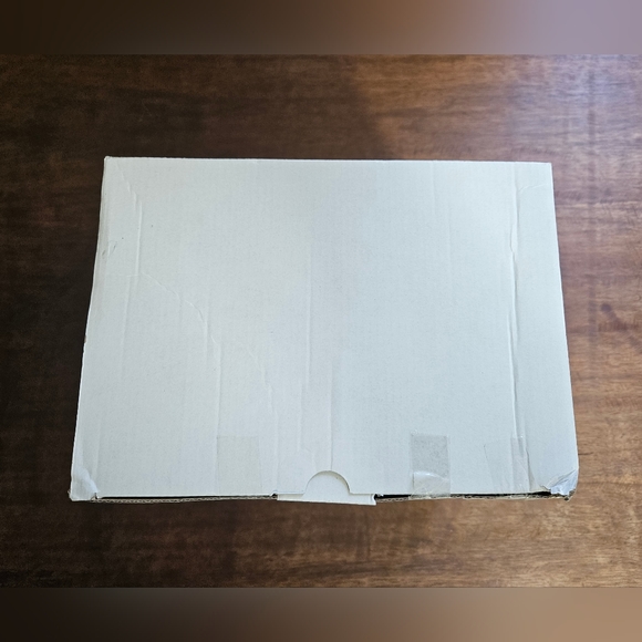 NIB Graduation Party supplies 24 place setting Purple - Picture 3 of 4